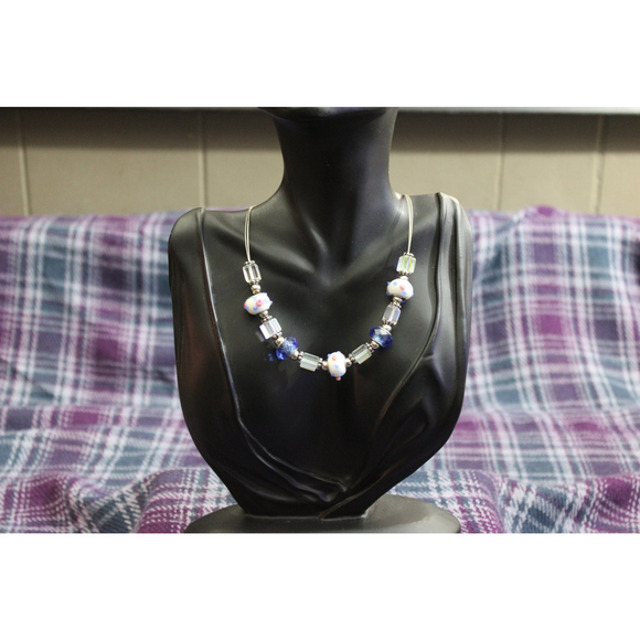 NWT Facets 5th Avenue Art Glass Beaded Necklace - Picture 5 of 6